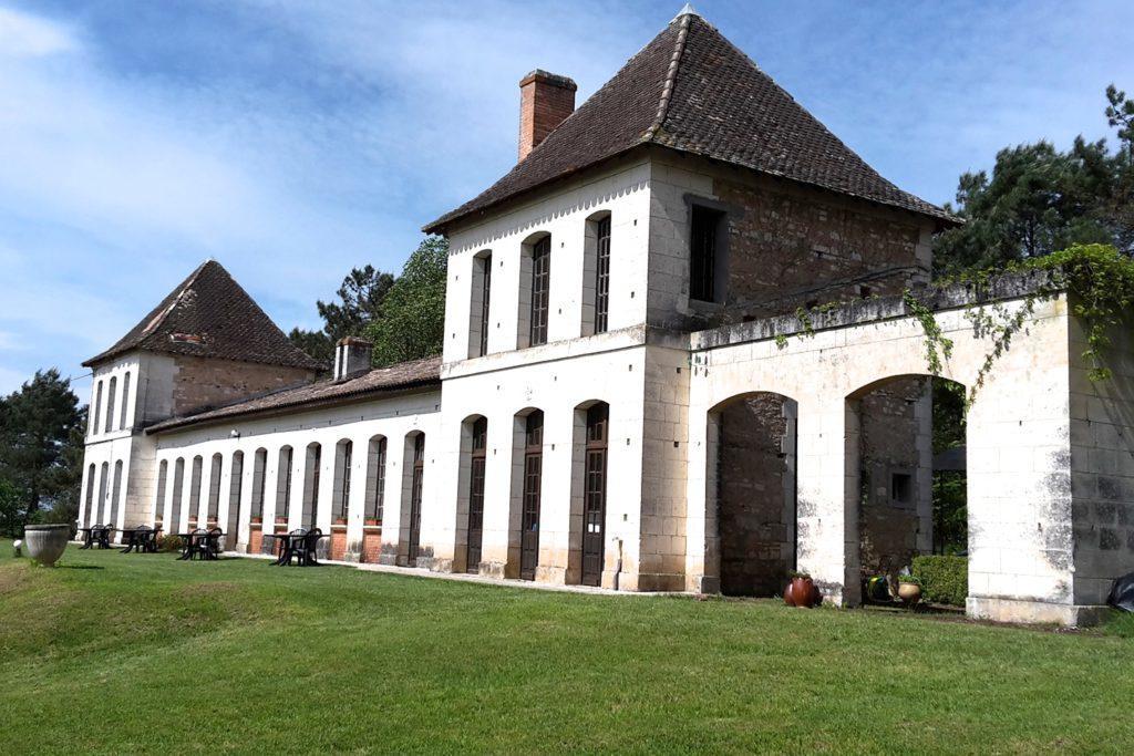 Chateau Neuf Le Desert Le Pizou エクステリア 写真
